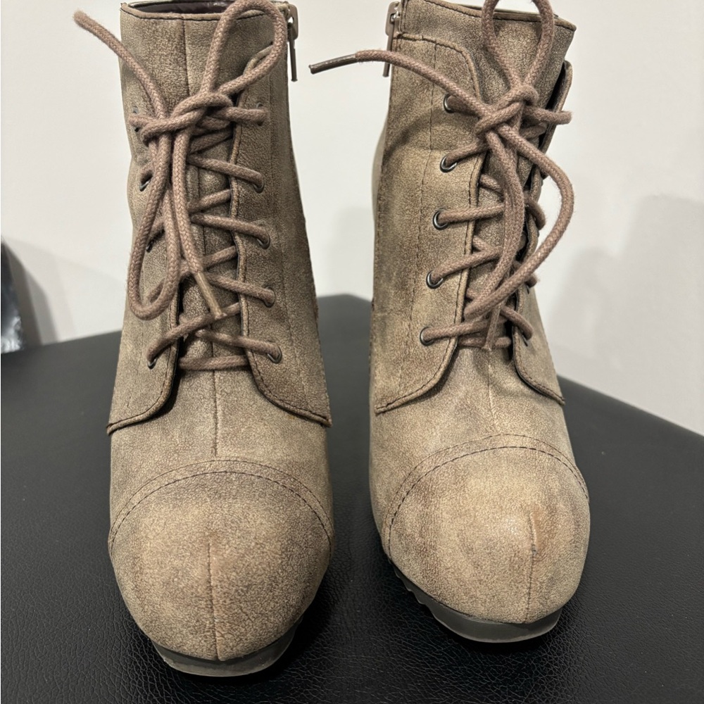 Paprika Lace Up Boots with Block Heel and Suede Material